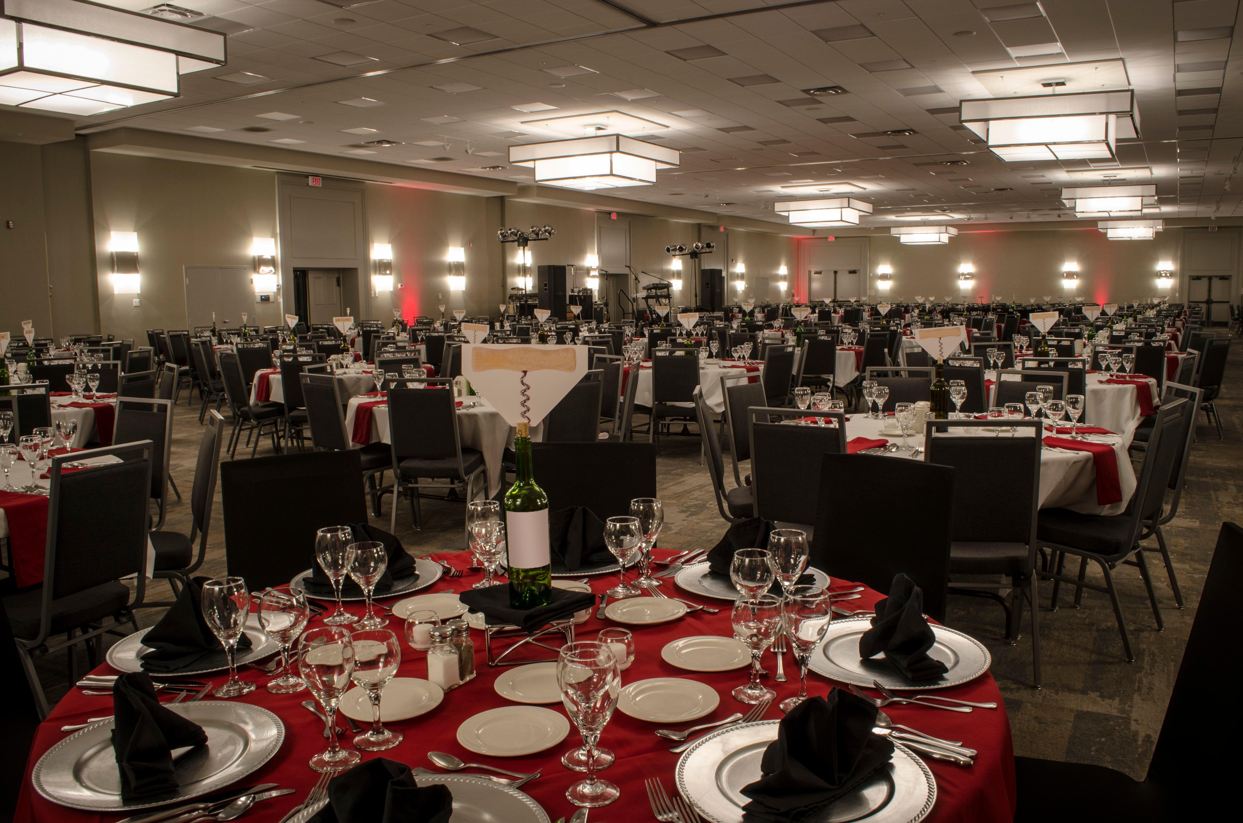 Holiday Inn Fargo By Ihg Eksteriør bilde